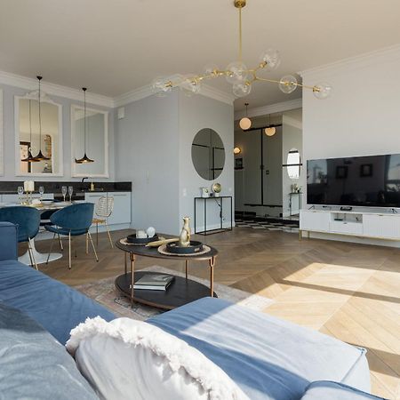Royal Garden Apartment In Wilanow By Renters Prestige Varsovie Extérieur photo